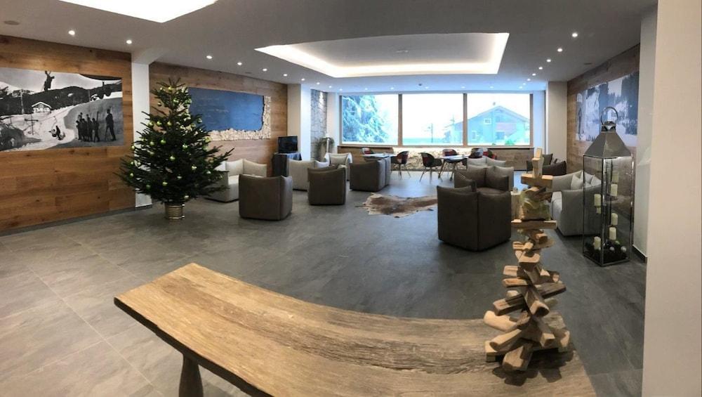 Hotel Cristiania Мадонна-ди-Кампильо Экстерьер фото